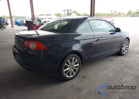 2008 Volkswagen Eos Komfort z USA, uszkodzony, nr VIN WVWBA71F18V038532